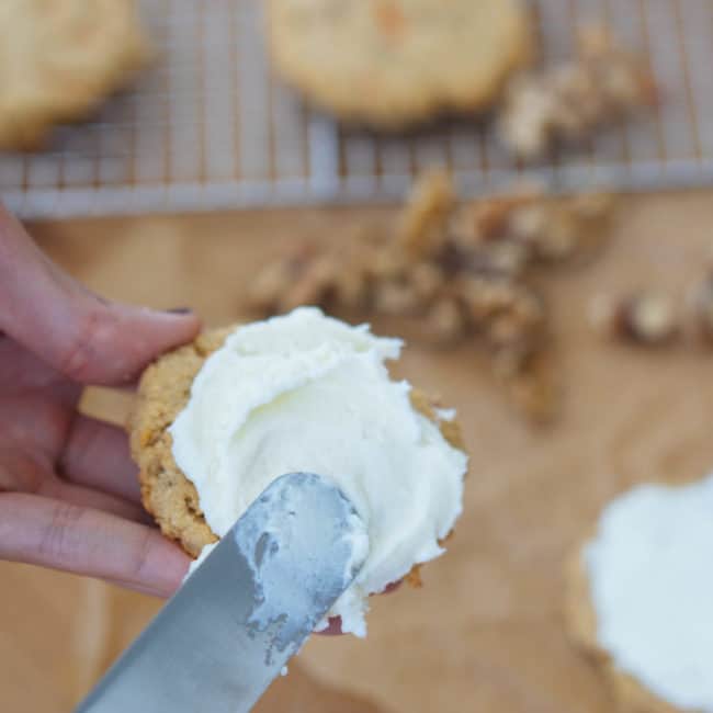 Simple Cream Cheese Frosting