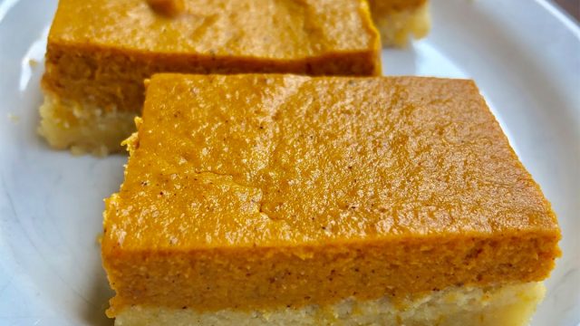 keto pumpkin pie bars